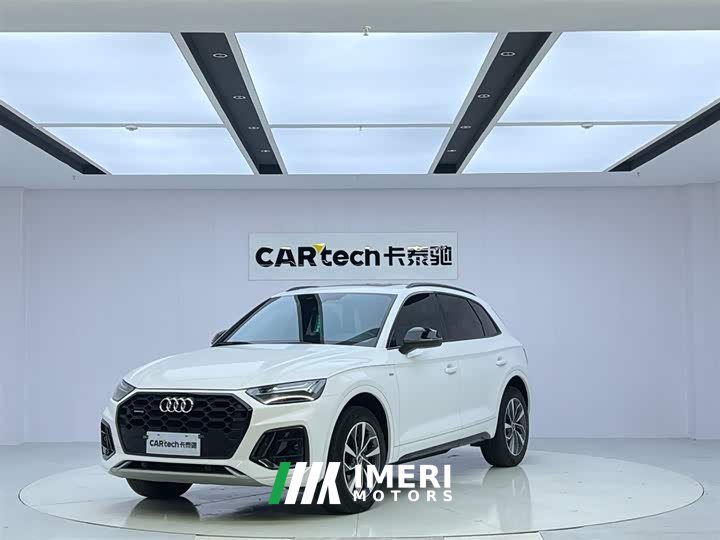 Audi Q5L 40T luxury and dynamic - автомобиль из Китая