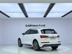Audi Q5L 40T luxury and dynamic - фото 3