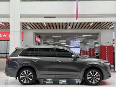 Li Auto Ideal ONE 2020 extended range 6-seater version - фото 8