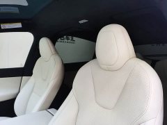 Tesla Model X dual-motor all-wheel drive version - фото 10