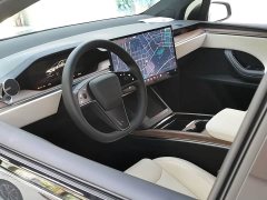 Tesla Model X dual-motor all-wheel drive version - фото 12