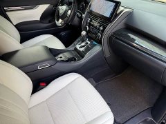 Lexus LM 2020 300h four-seat Royal Edition - фото 9