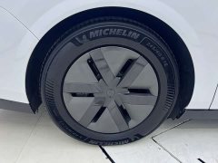 Li Auto Ideal MEGA Home Family Special Edition - фото 16