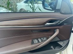 BMW 5 Series 530Li Leading Luxury Package - фото 4