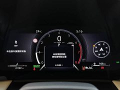 Lexus LM 500h six-seater premium version - фото 15
