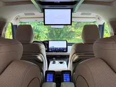 Lexus LM 500h six-seater premium version - фото 17