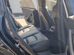 Tesla Model 3 2022 rear-wheel drive version - фото 14