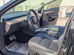 Tesla Model 3 2022 rear-wheel drive version - фото 17