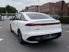 Lynk & Co Roewe D6 450km Premium Edition - фото 13