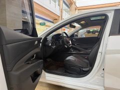 Lexus Elantra 2022 1.5L CVT GLX Elite Edition - фото 7