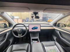 Tesla Model Y standard range rear-wheel drive version - фото 5