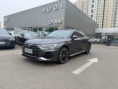 Audi A3 A3L Limousine 35TFSI Flying Spur Exclusive - фото 1