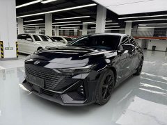 Changan UNI-V 1.5T premium - фото 1