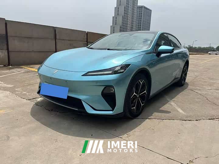 Lynk & Co Dark Blue L07 230Max extended range version - автомобиль из Китая