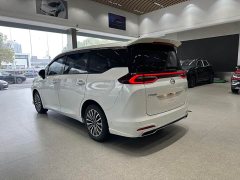 Trumpchi M6 PRO 270T Automatic Exclusive Edition - фото 4