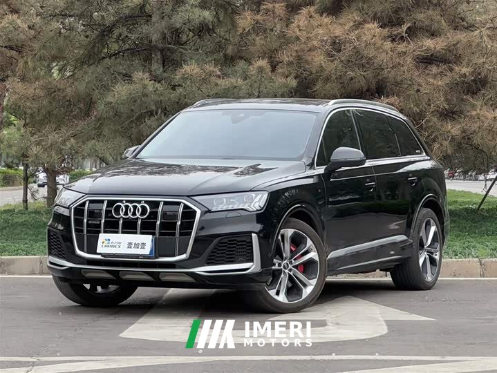 Audi Q7 55 TFSI quattro S premium - автомобиль из Китая