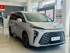 Buick GL8 2025 Lu Zun Smart Edition - фото 3