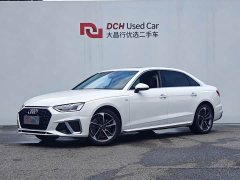 Audi A4L 40 TFSI Fashionable and Dynamic - фото 1
