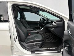 Toyota Camry 2.0G Deluxe Edition - фото 18
