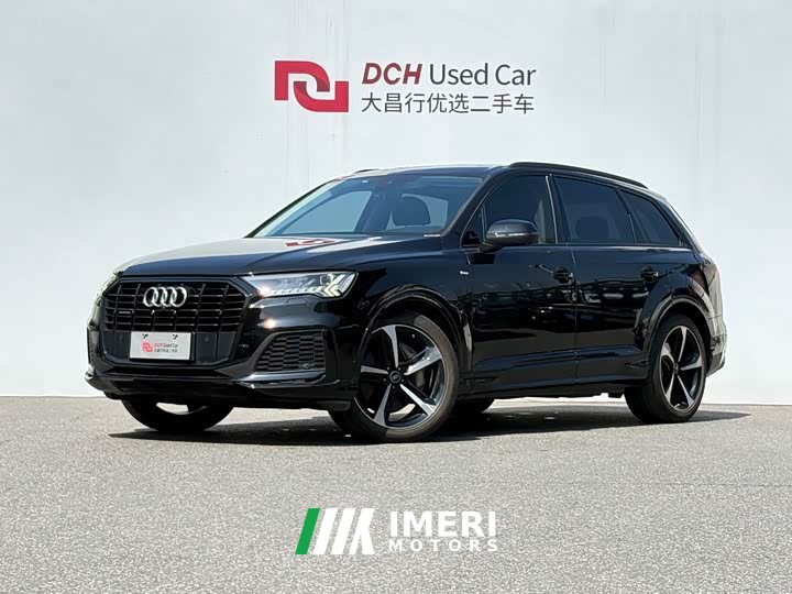 Audi Q7 55 TFSI quattro S line sports - автомобиль из Китая