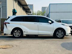 Toyota SIENNA 2.5L hybrid four-wheel drive premium version - фото 2