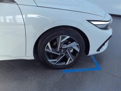 Lexus Elantra 2023 1.5L CVT GLX Elite Edition - фото 6