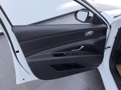 Lexus Elantra 2023 1.5L CVT GLX Elite Edition - фото 7
