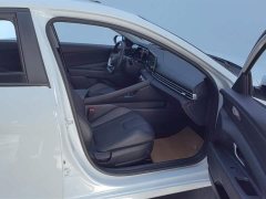 Lexus Elantra 2023 1.5L CVT GLX Elite Edition - фото 8