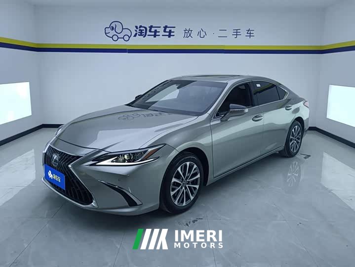 Lexus ES 2022 200 Excellence Edition - автомобиль из Китая