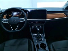 Volkswagen Bora 200TSI DSG Yue Xing Navigation Edition - фото 12