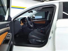 Volkswagen Bora 200TSI DSG Yue Xing Navigation Edition - фото 9