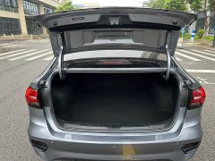 BMW Roewe i5 1.5L CVT Diamond Edition - фото 11