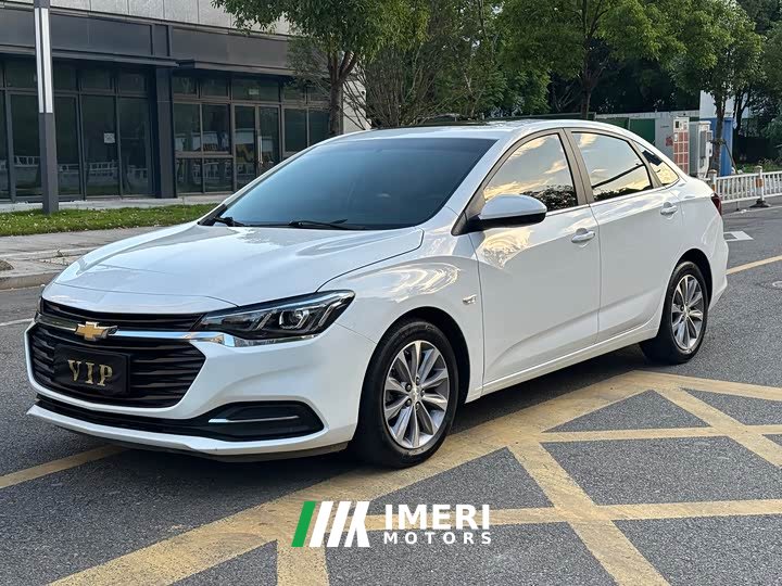Chevrolet Cruze 320 Automatic Sunroof Edition