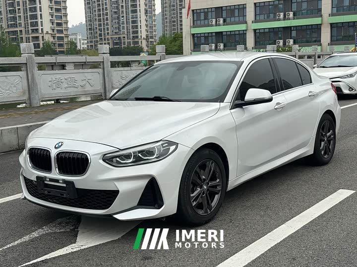 BMW 1 Series 120i M Sports Edition - автомобиль из Китая