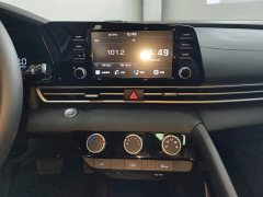 Lexus Elantra 2023 1.5L CVT GLX Elite Edition - фото 13