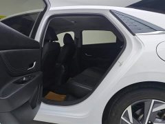 Lexus Elantra 2023 1.5L CVT GLX Elite Edition - фото 11