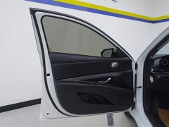 Lexus Elantra 2023 1.5L CVT GLX Elite Edition - фото 7