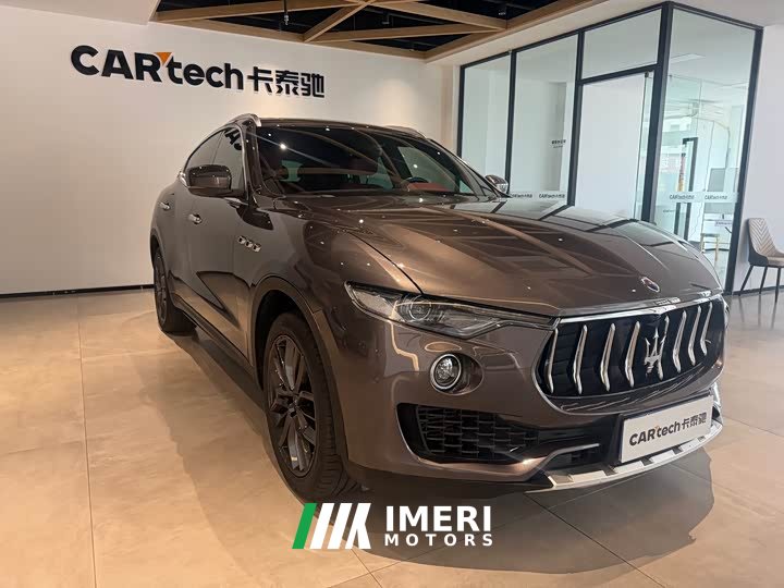 Maserati Levante 2019 3.0T Standard Edition National VI - автомобиль из Китая