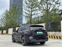 BMW iX3 innovative - фото 6