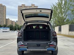 BMW iX3 innovative - фото 7