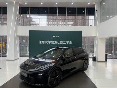 Li Auto Ideal i6 two-wheel drive standard version - фото 1