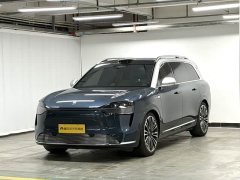AITO M9 EREV Ultra 42kWh 6-Seater - фото 1