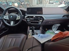 BMW 5 Series Facelift II 530Li M Sport Package - фото 10