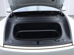 Tesla Model Y L long-range all-wheel drive version - фото 10