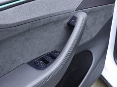 Tesla Model Y L long-range all-wheel drive version - фото 11