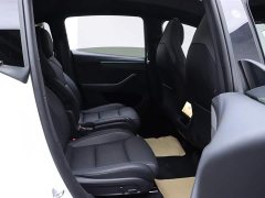 Tesla Model Y L long-range all-wheel drive version - фото 14