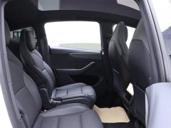 Tesla Model Y L long-range all-wheel drive version - фото 15