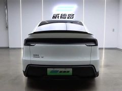 Tesla Model Y L long-range all-wheel drive version - фото 7