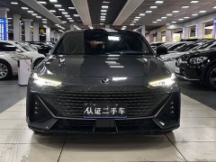Changan UNI-V 2023 1.5T premium - фото 2