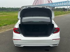 Honda Accord Sharp Hybrid 2.0L Sharp Collar Edition - фото 17
